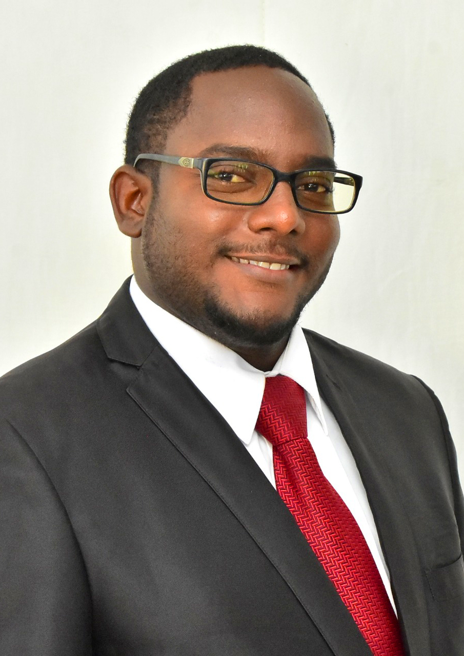 Photo of Michael Junior